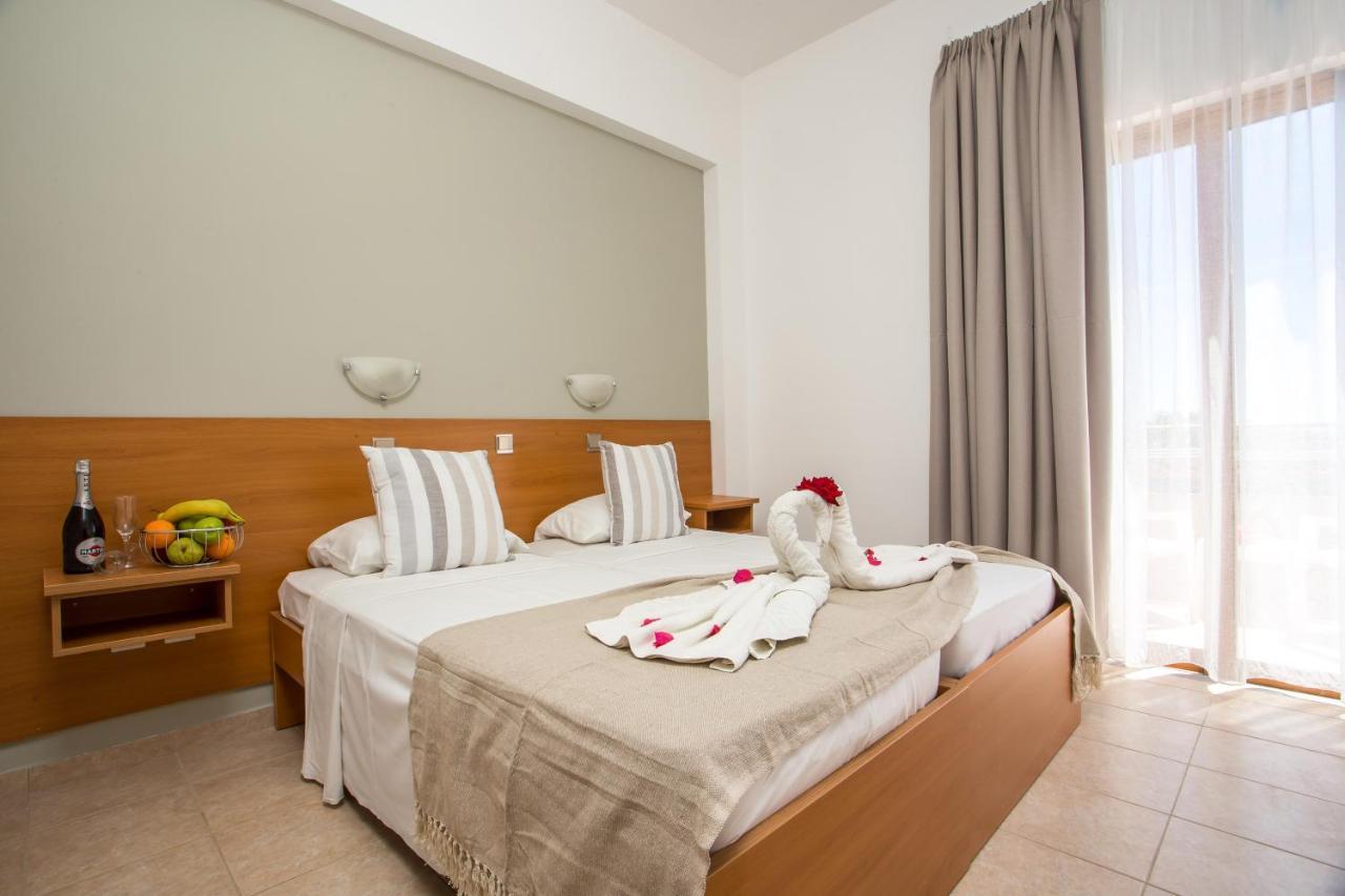 Hotel Ledras Gennadi Extérieur photo
