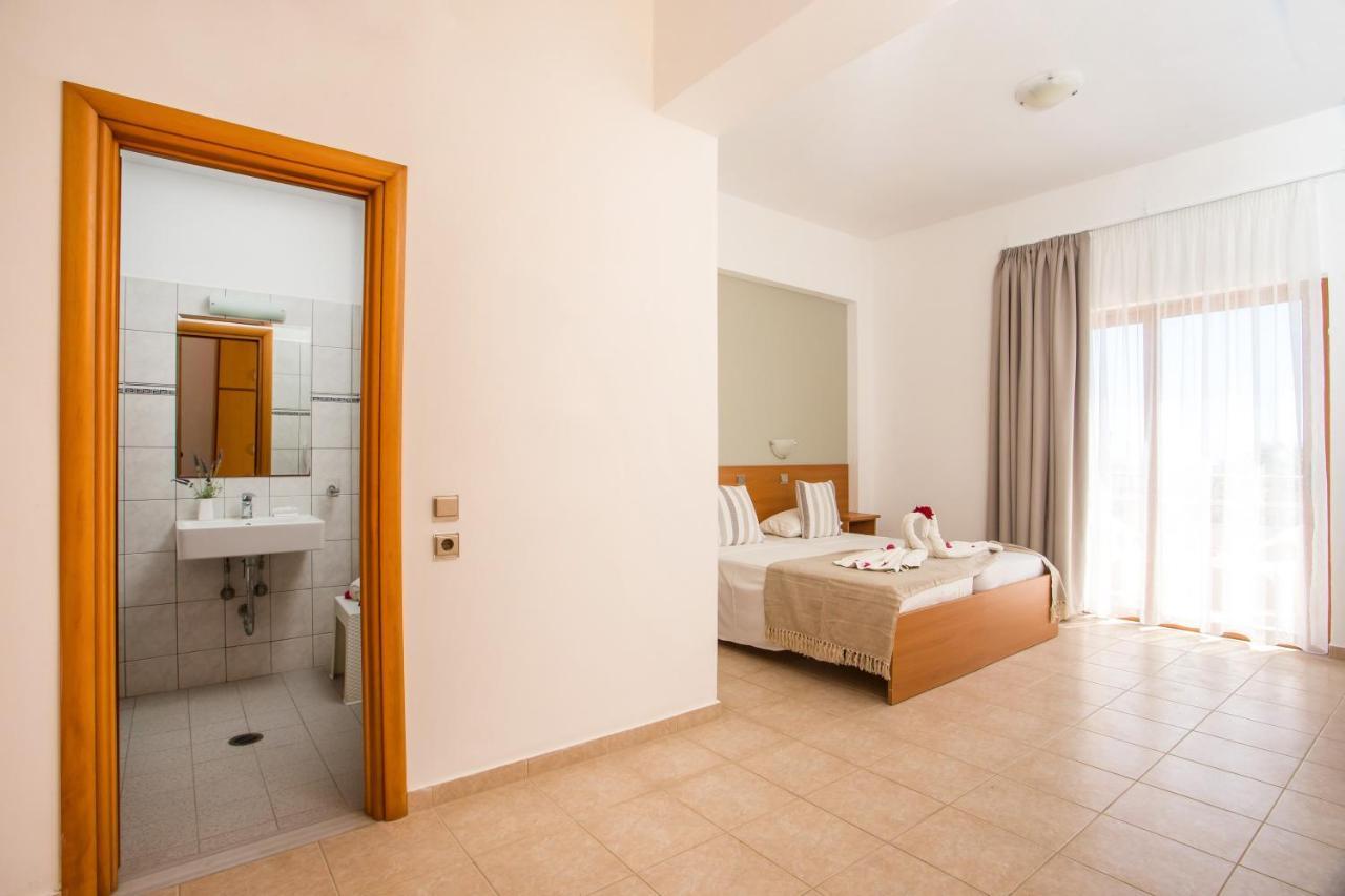 Hotel Ledras Gennadi Extérieur photo